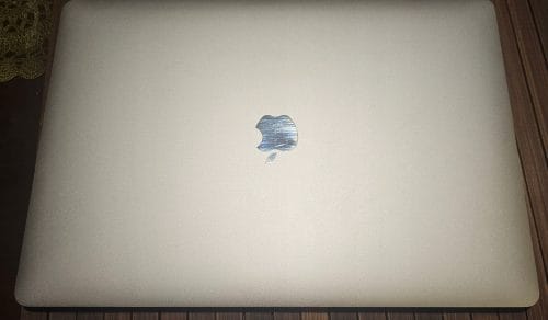 Laptop Apple MacBook Pro A1990 2019 15,4 " i7 16 GB / 512 GB AMD PRO 560 - obrazek 3