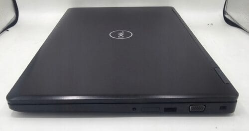 Laptop Dell Latitude 5590 i5 16 GB / 1 TB 15,6" - obrazek 4