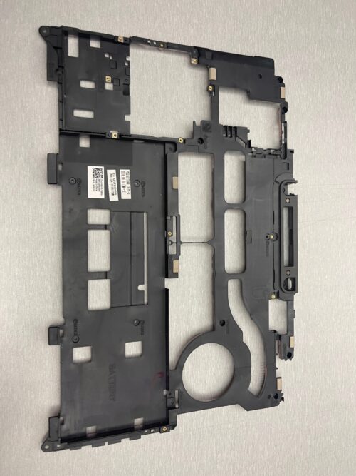 KADŁUBEK OBUDOWA DOLNA DELL LATITUDE 5470 0m2kh5